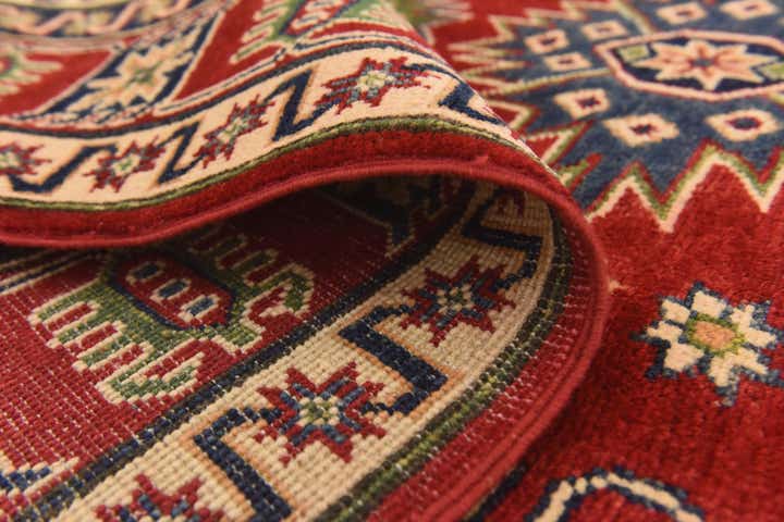 5' 9 x 7' 10 Hand Knotted Kazak Rug