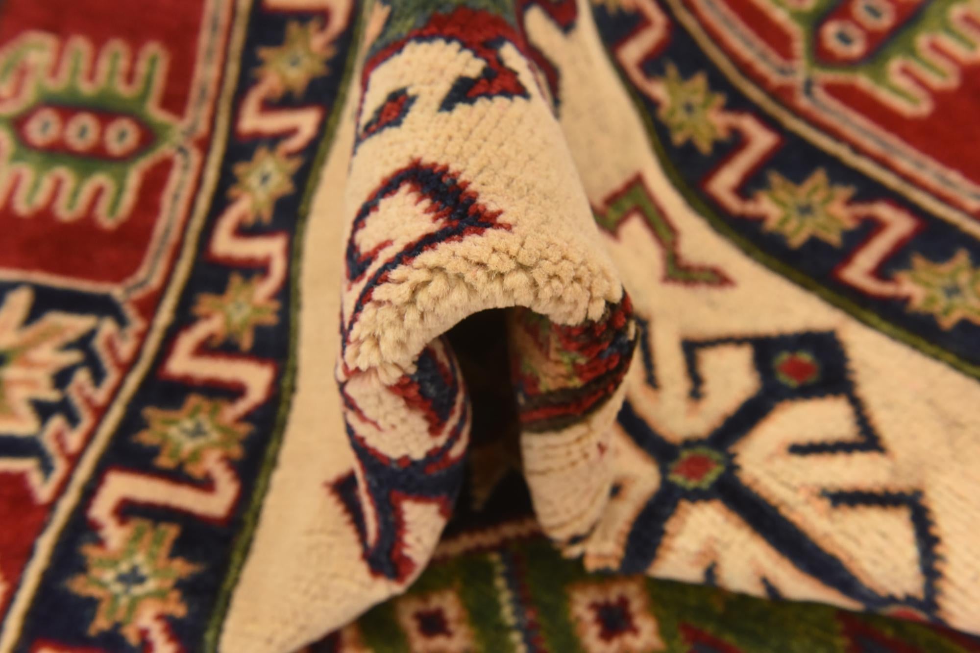 5' 9 x 7' 10 Hand Knotted Kazak Rug