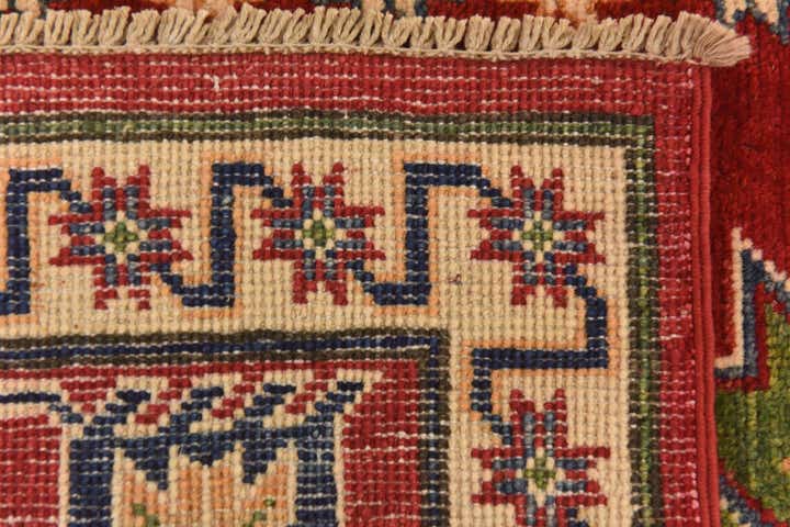 5' 9 x 7' 10 Hand Knotted Kazak Rug