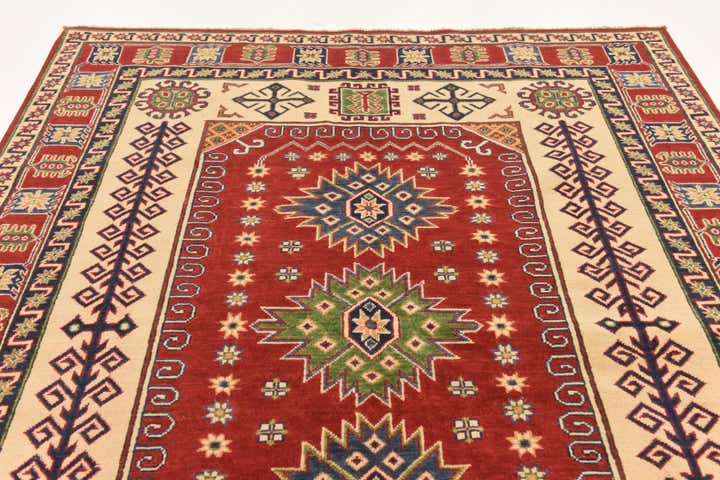5' 9 x 7' 10 Hand Knotted Kazak Rug