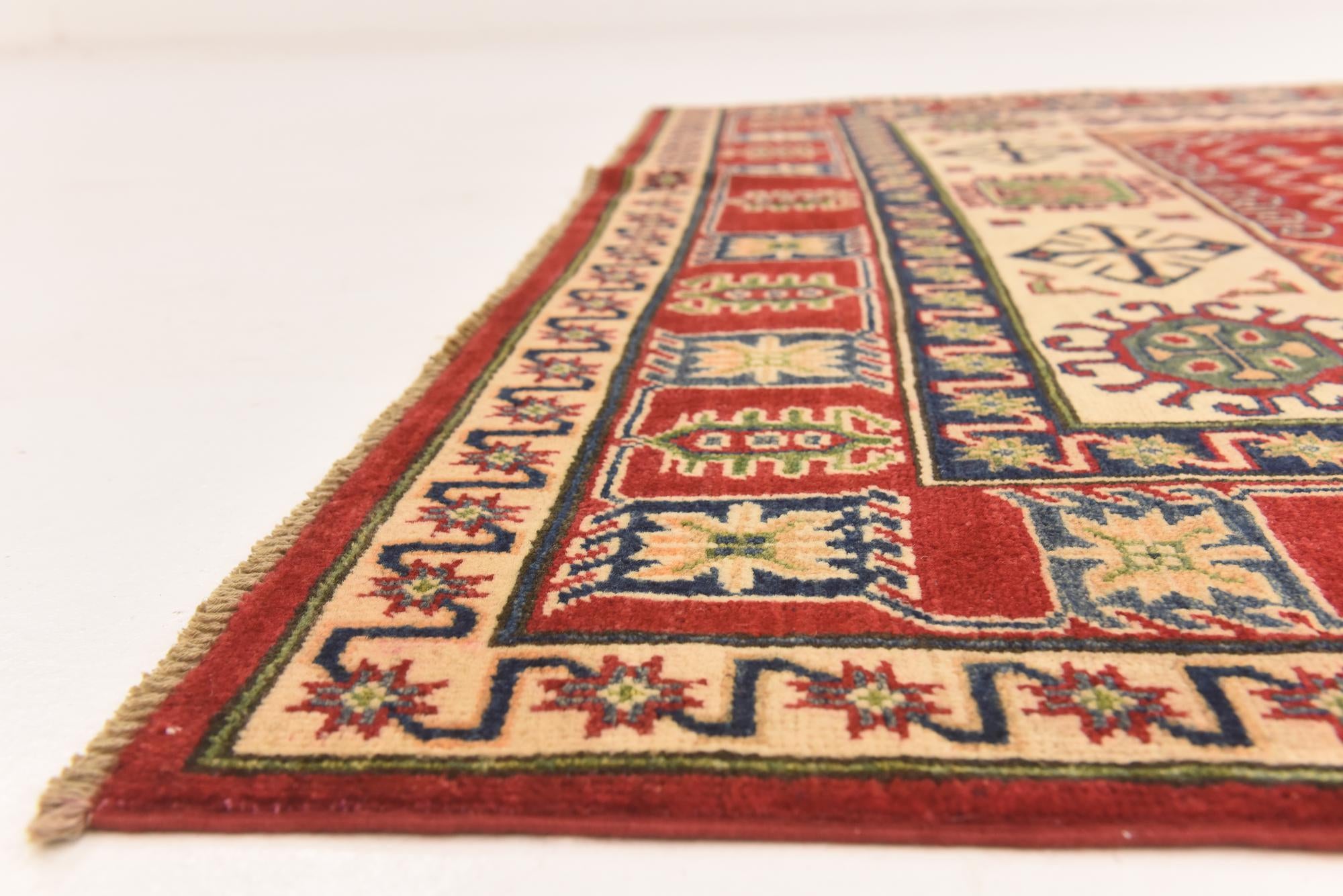 5' 9 x 7' 10 Hand Knotted Kazak Rug