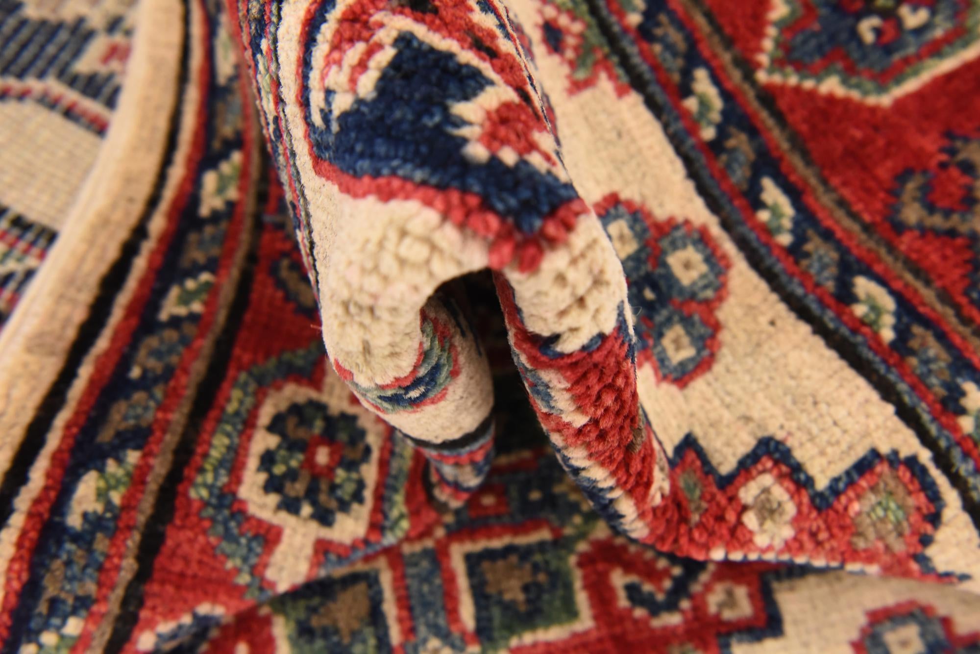 2' 8 x 4' 2 Hand Knotted Kazak Rug