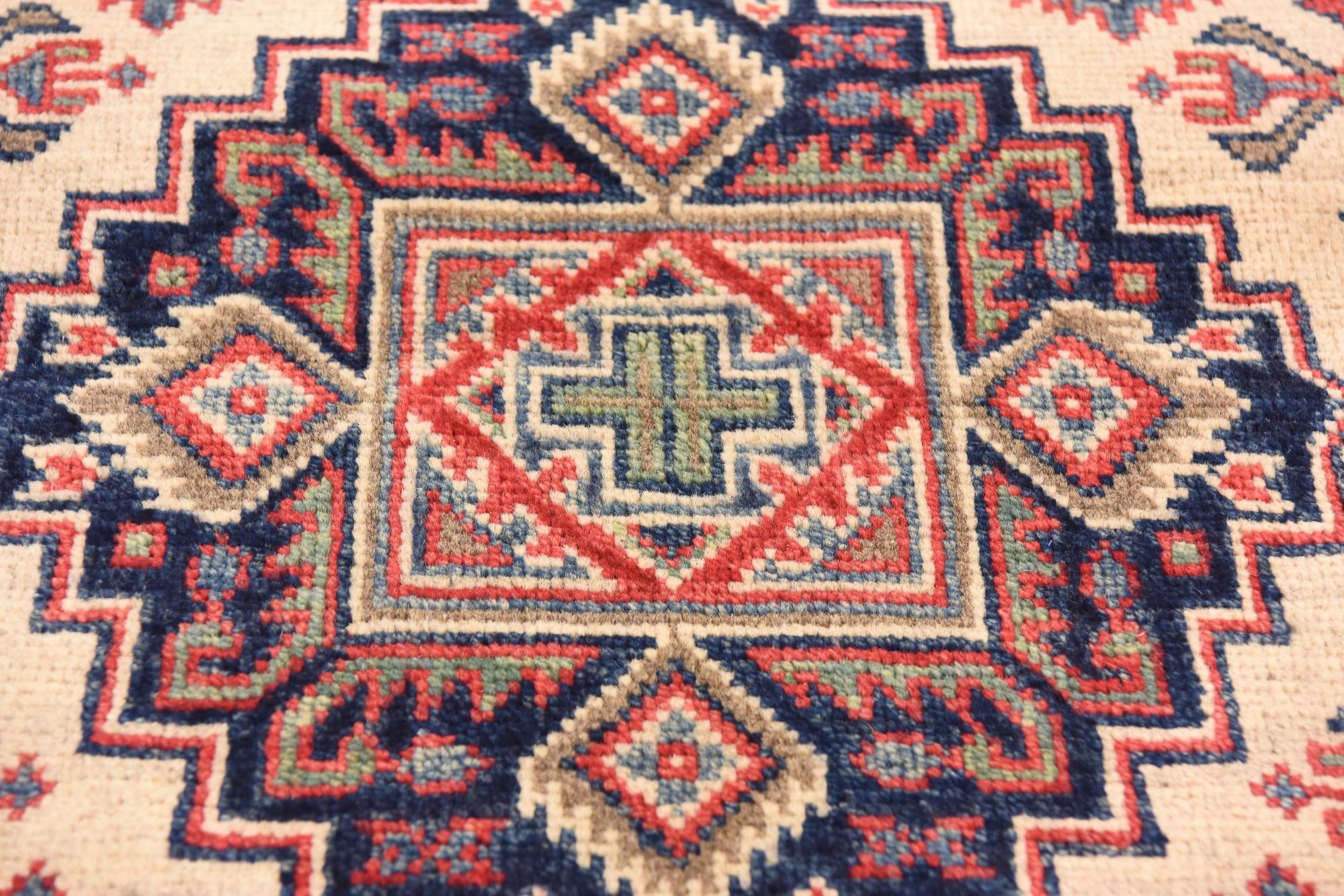 2' 8 x 4' 2 Hand Knotted Kazak Rug
