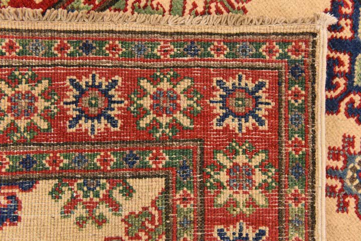 2' 7 x 4' Hand Knotted Kazak Rug