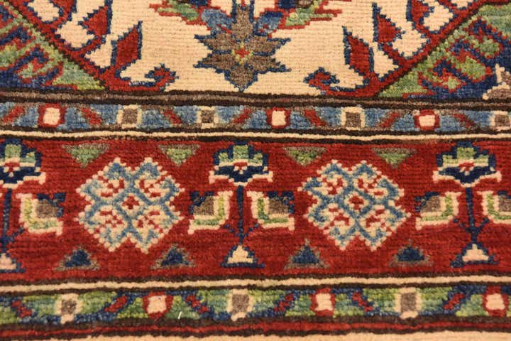 2' 7 x 4' 1 Hand Knotted Kazak Rug