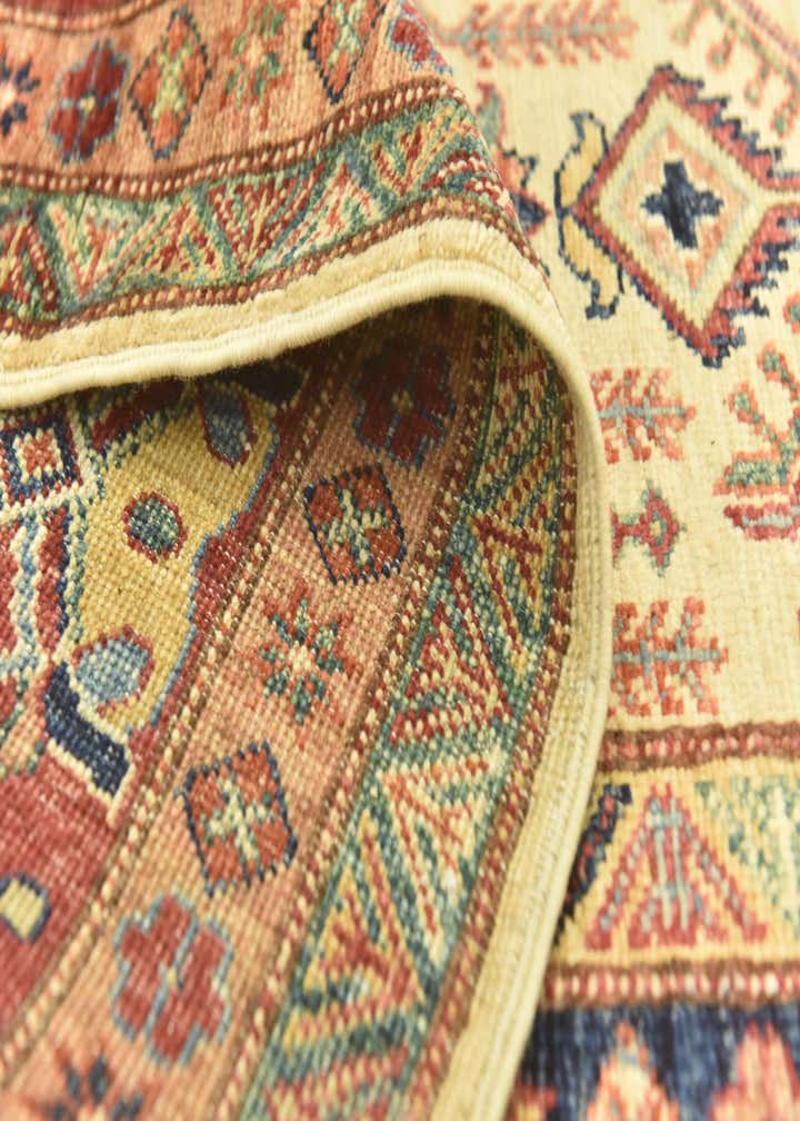 5' 9 x 8' 9 Hand Knotted Kazak Oriental Rug