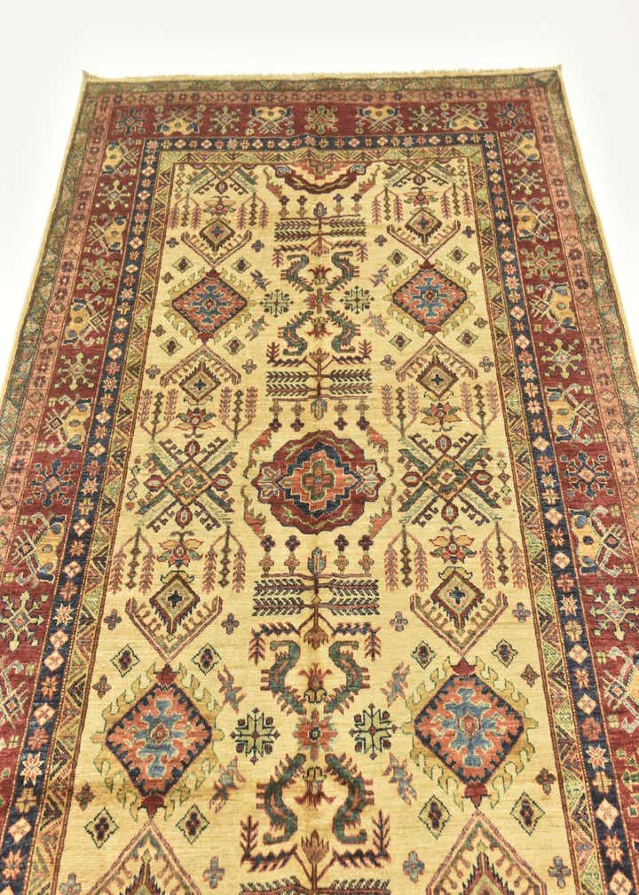 5' 9 x 8' 9 Hand Knotted Kazak Oriental Rug