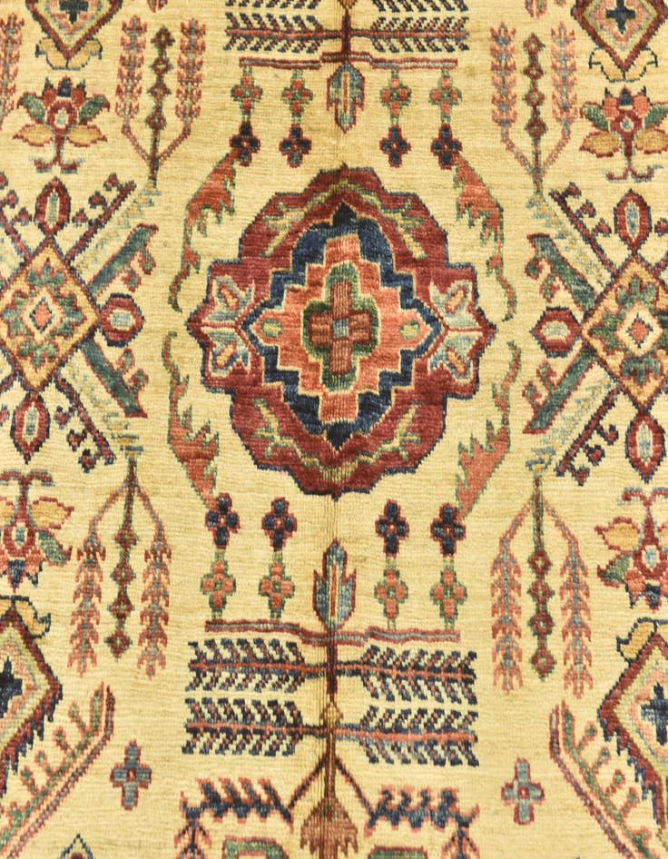Detail image of 5' 9 x 8' 9 Hand Knotted Kazak Oriental Rug