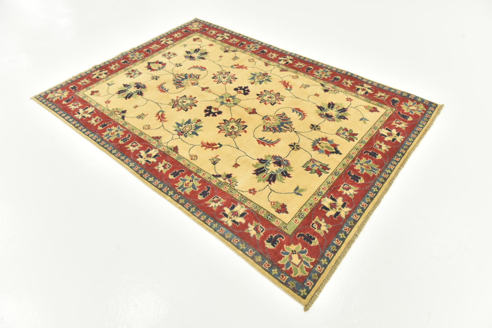 4' 10 x 6' 9 Hand Knotted Kazak Rug