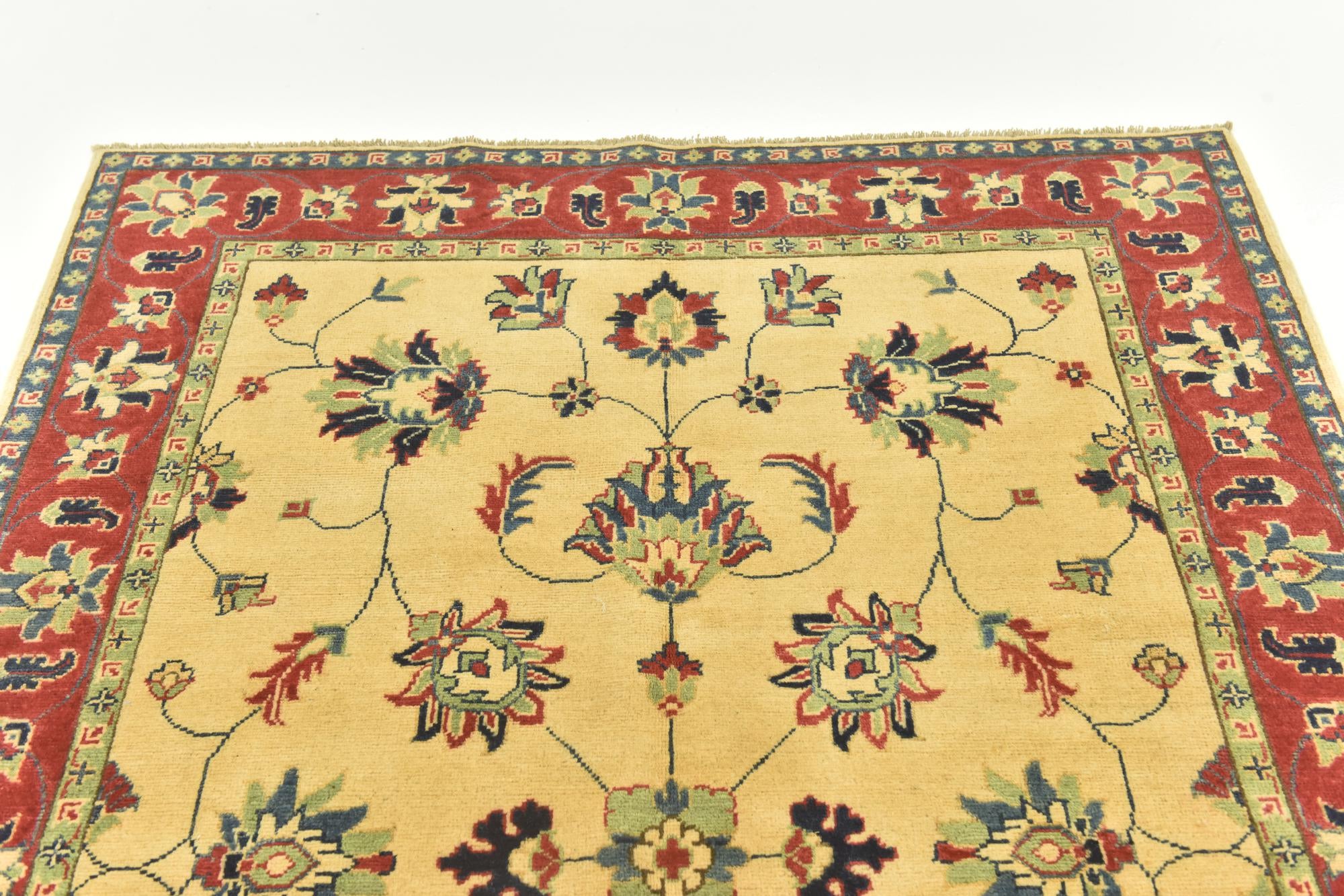 4' 10 x 6' 9 Hand Knotted Kazak Rug