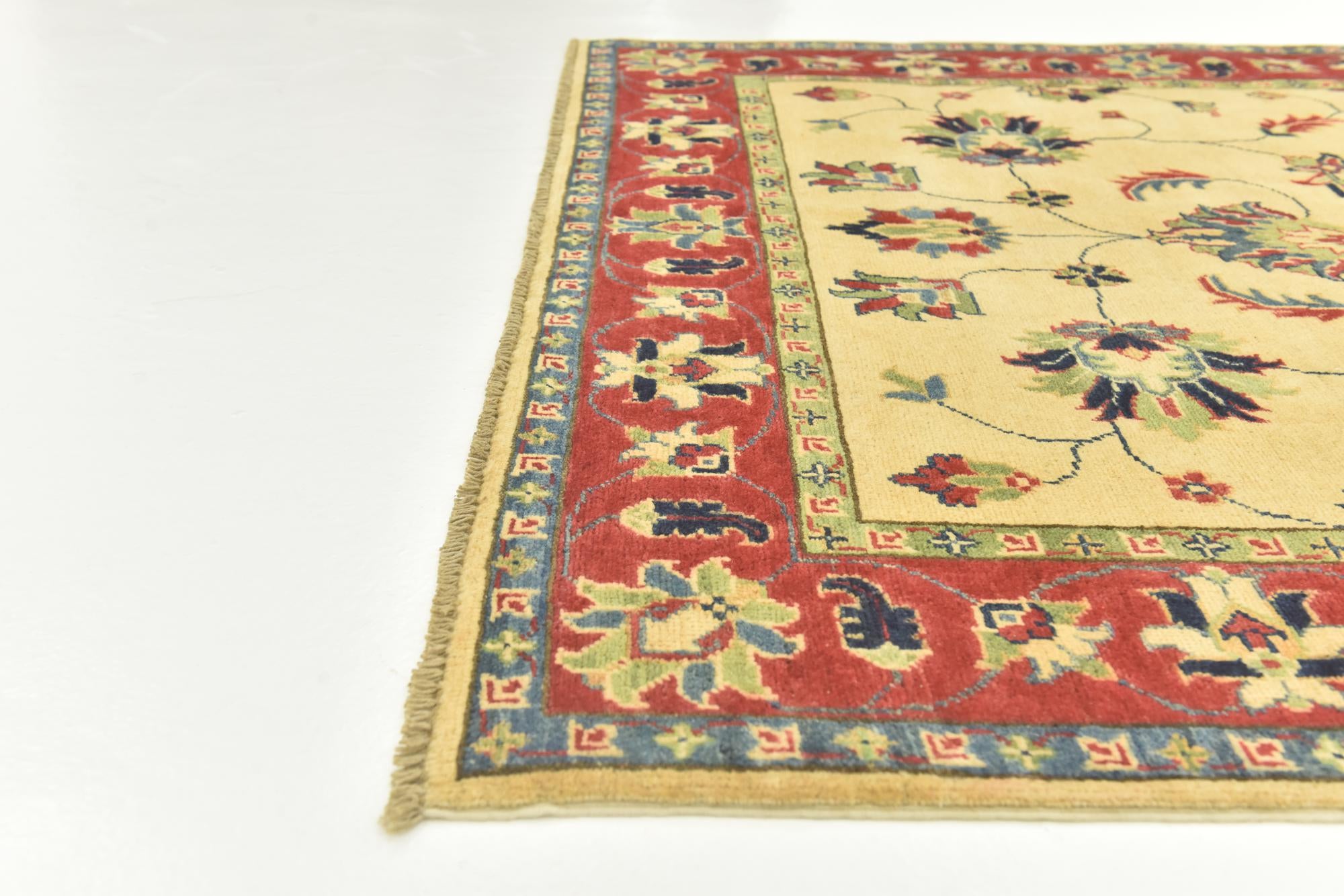 4' 10 x 6' 9 Hand Knotted Kazak Rug