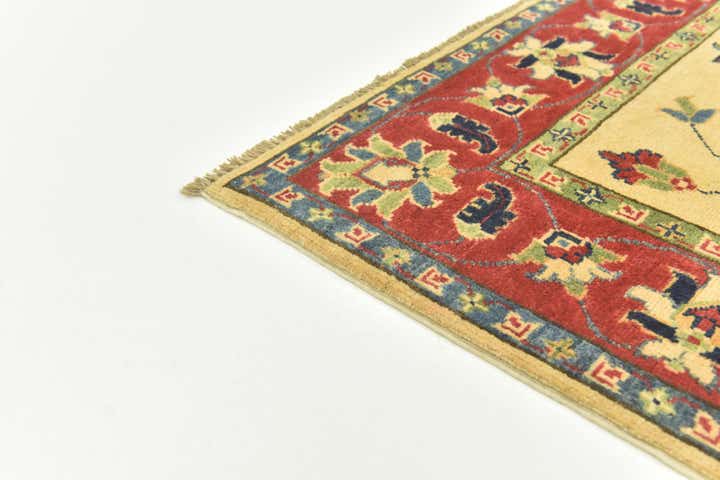 4' 10 x 6' 9 Hand Knotted Kazak Rug