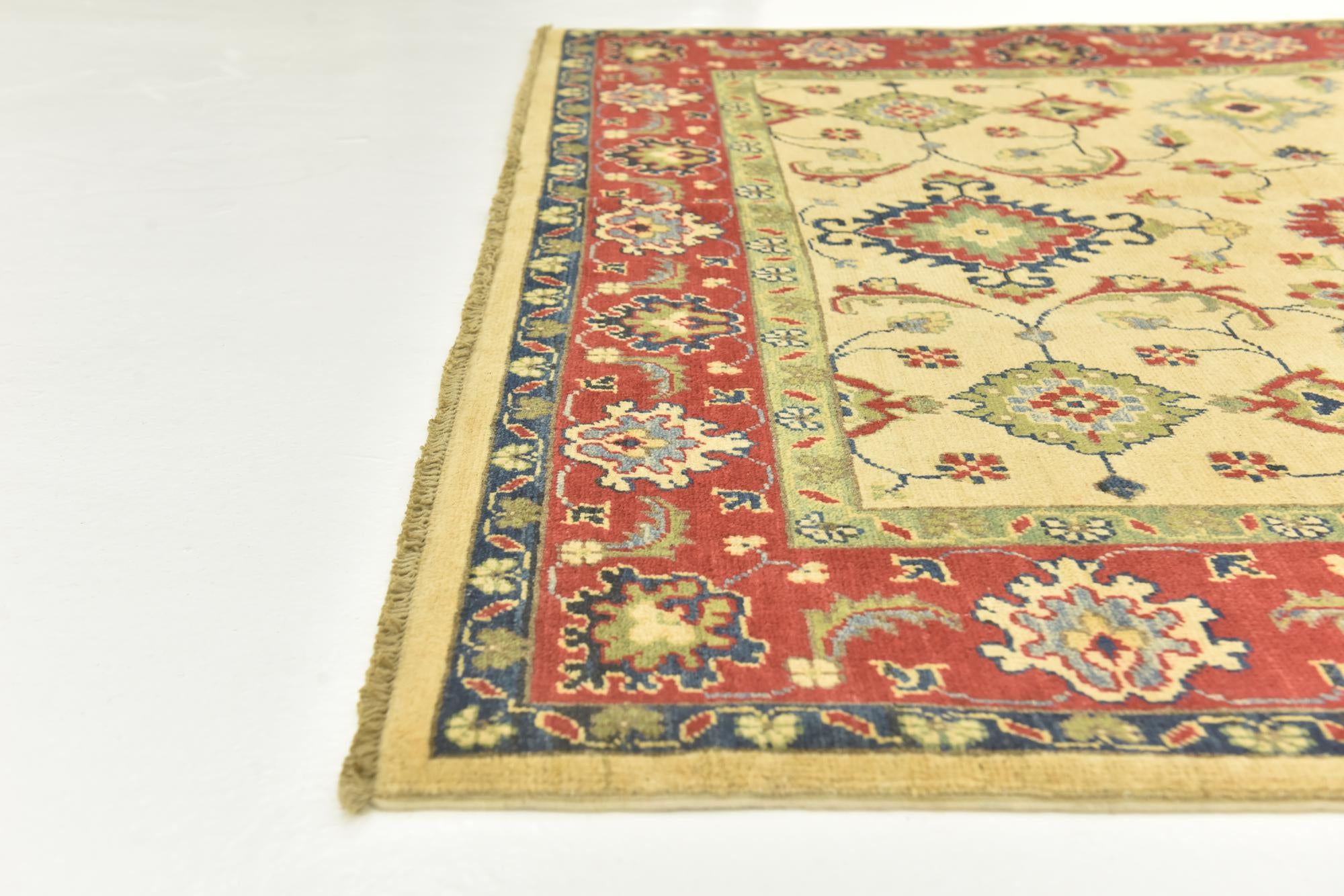 4' 10 x 6' 8 Hand Knotted Kazak Rug