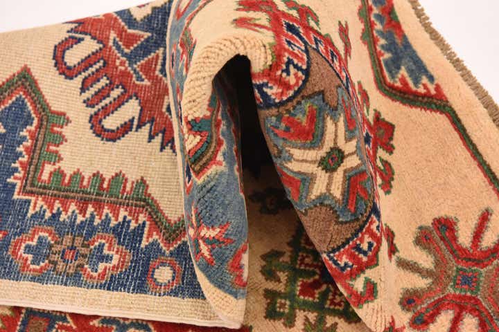 5' x 6' 10 Hand Knotted Kazak Rug