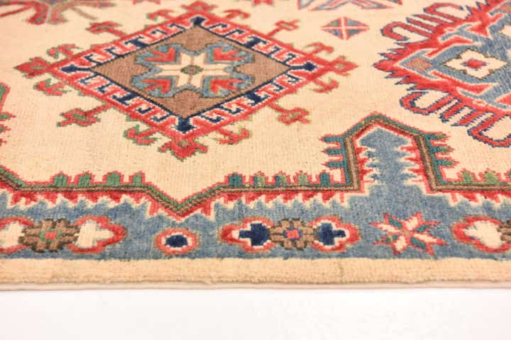 5' x 6' 10 Hand Knotted Kazak Rug