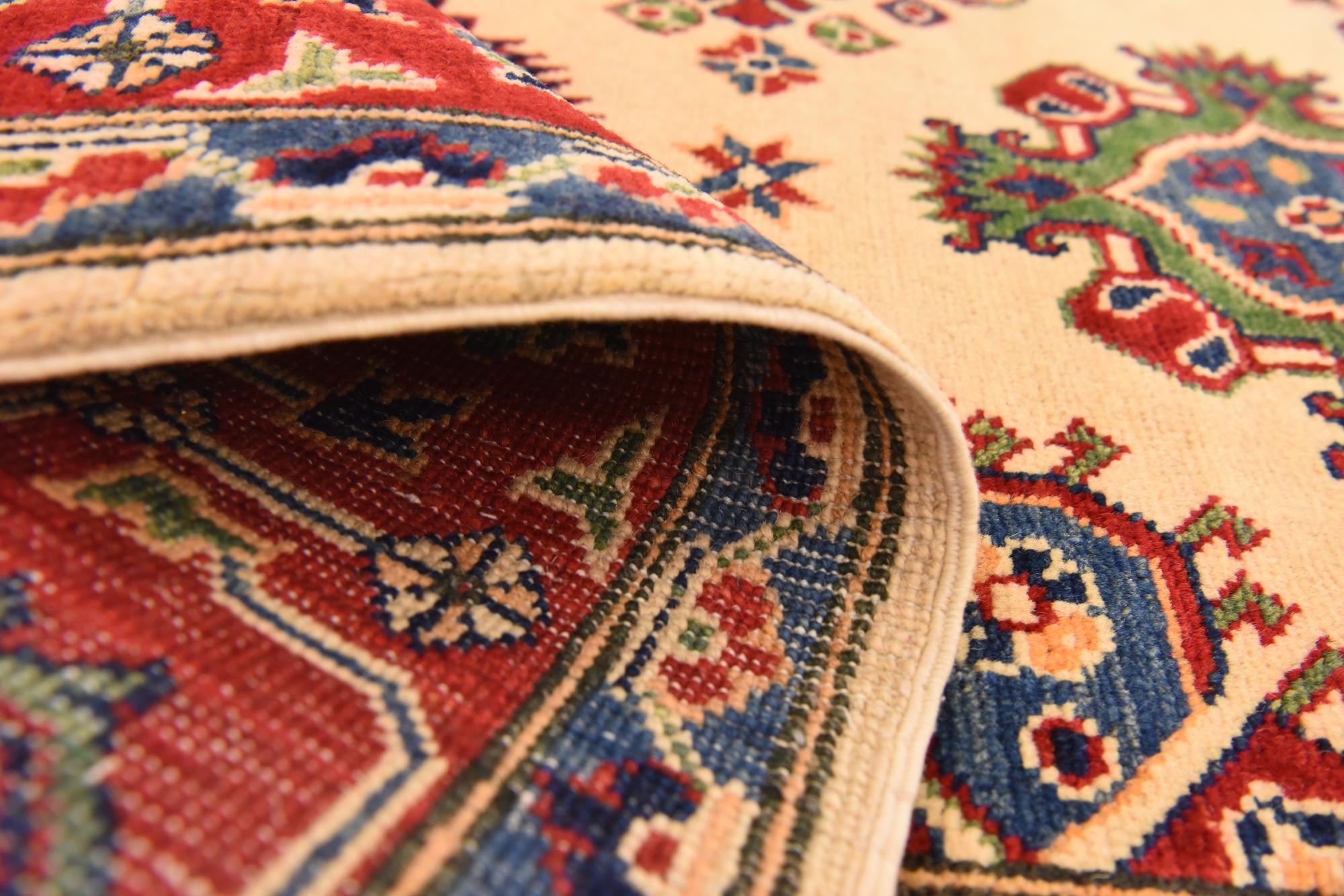 5' 6 x 7' 10 Hand Knotted Kazak Rug