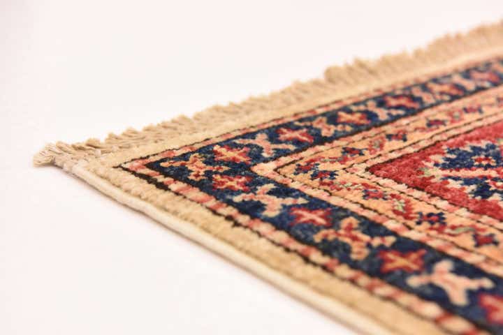 4' 10 x 6' 8 Hand Knotted Kazak Oriental Rug