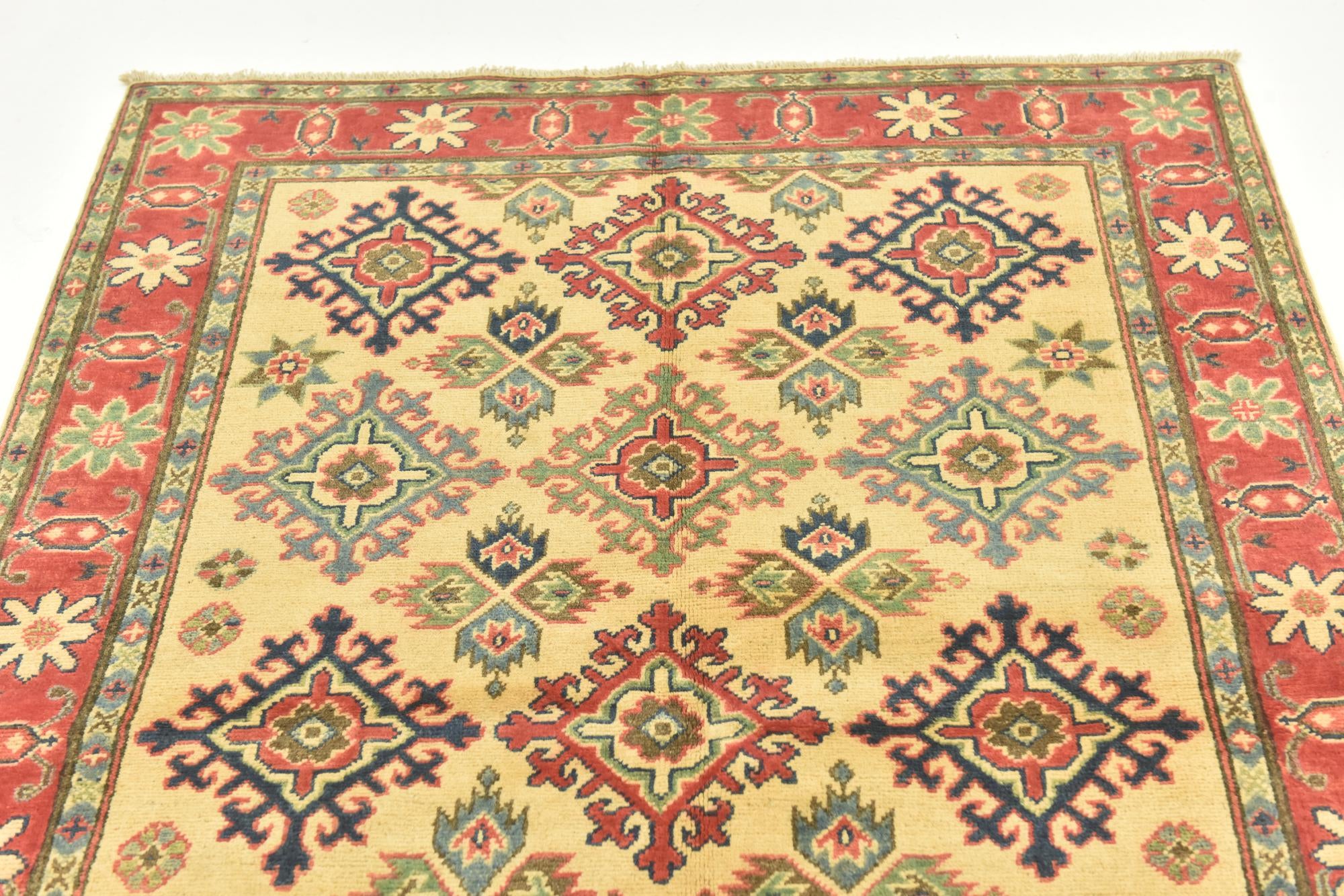 4' x 6' 1 Hand Knotted Kazak Rug