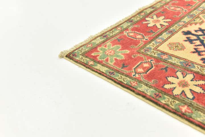 4' x 6' 1 Hand Knotted Kazak Rug