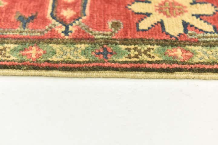 4' x 6' 1 Hand Knotted Kazak Rug