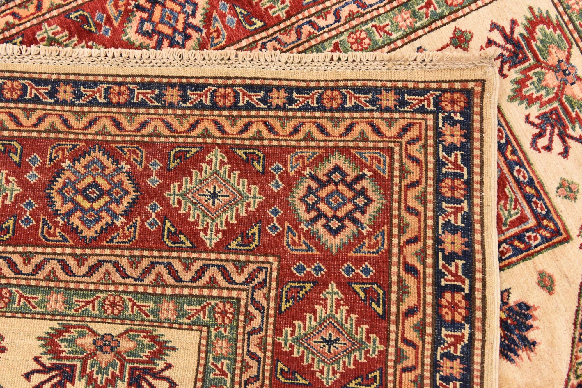 5' 8 x 8' 2 Hand Knotted Kazak Oriental Rug