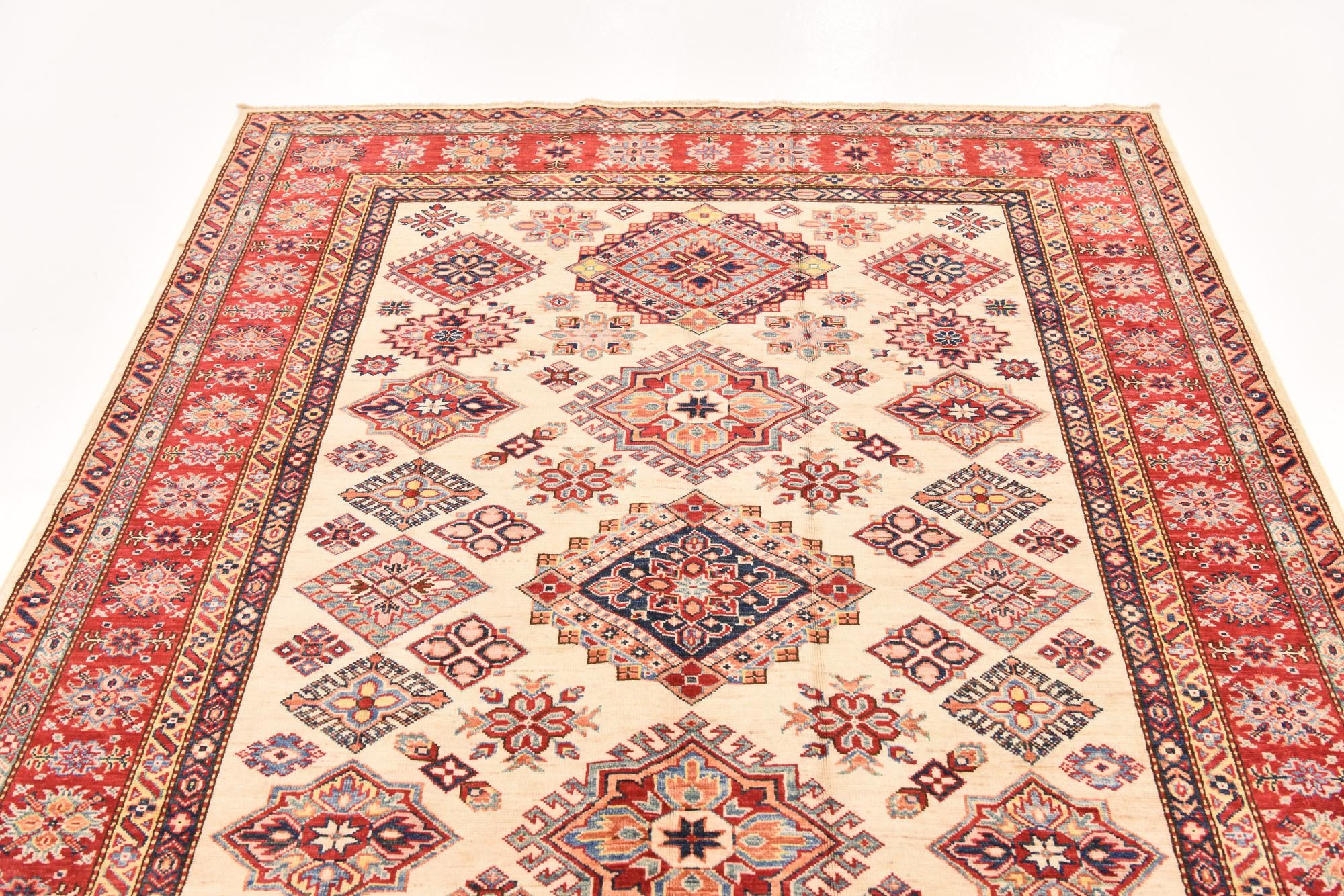 5' 9 x 7' 9 Hand Knotted Kazak Oriental Rug