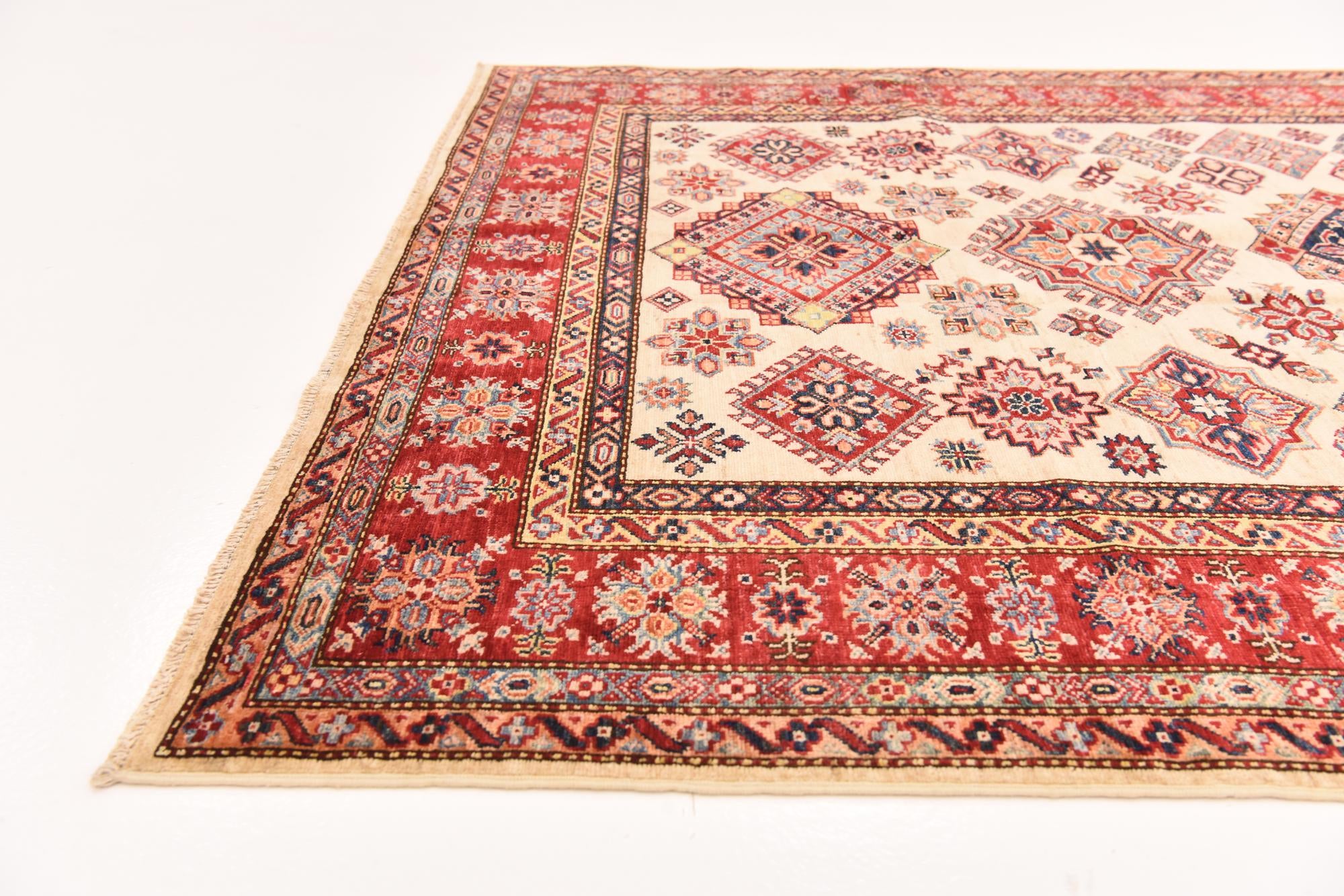 5' 9 x 7' 9 Hand Knotted Kazak Oriental Rug
