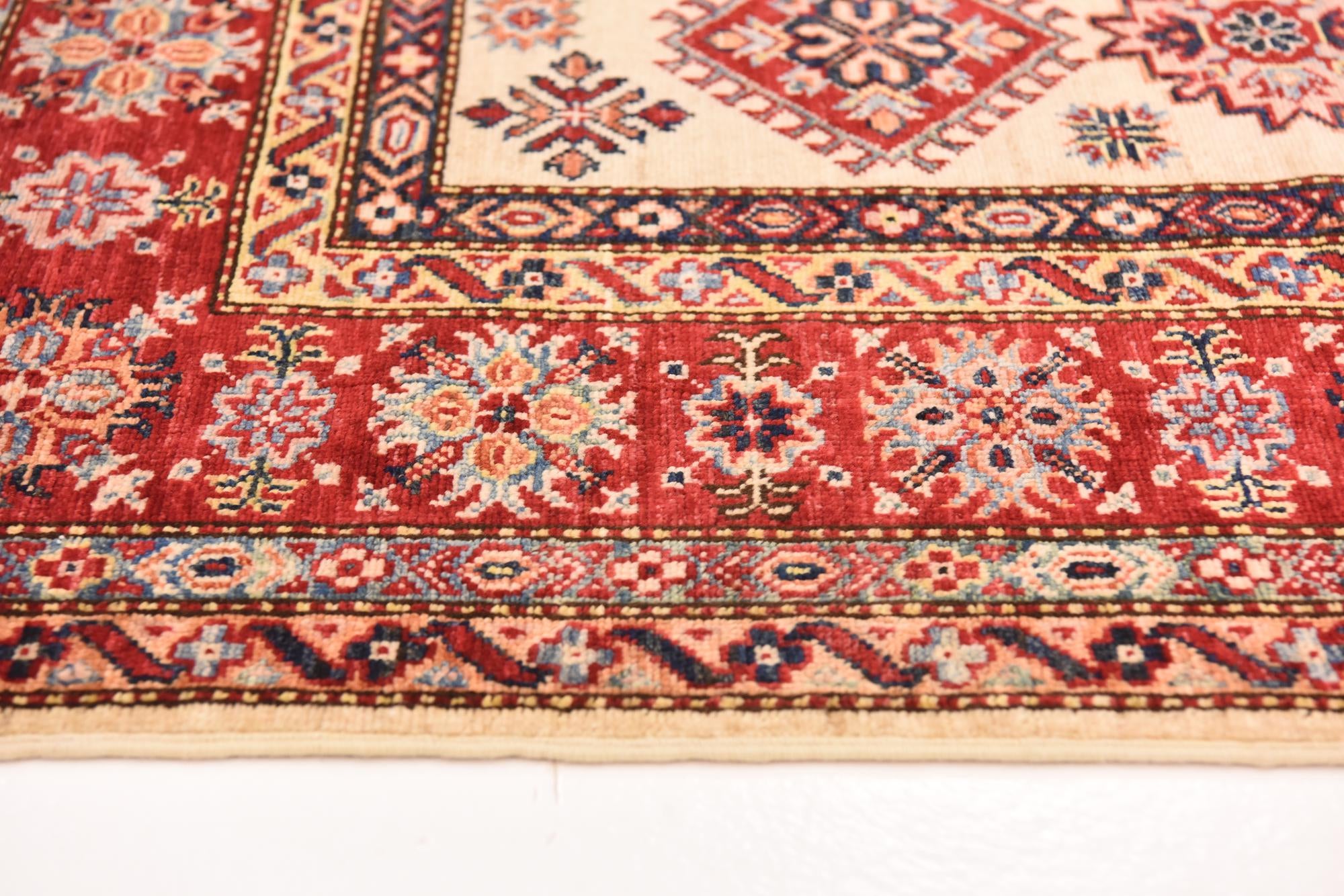 5' 9 x 7' 9 Hand Knotted Kazak Oriental Rug