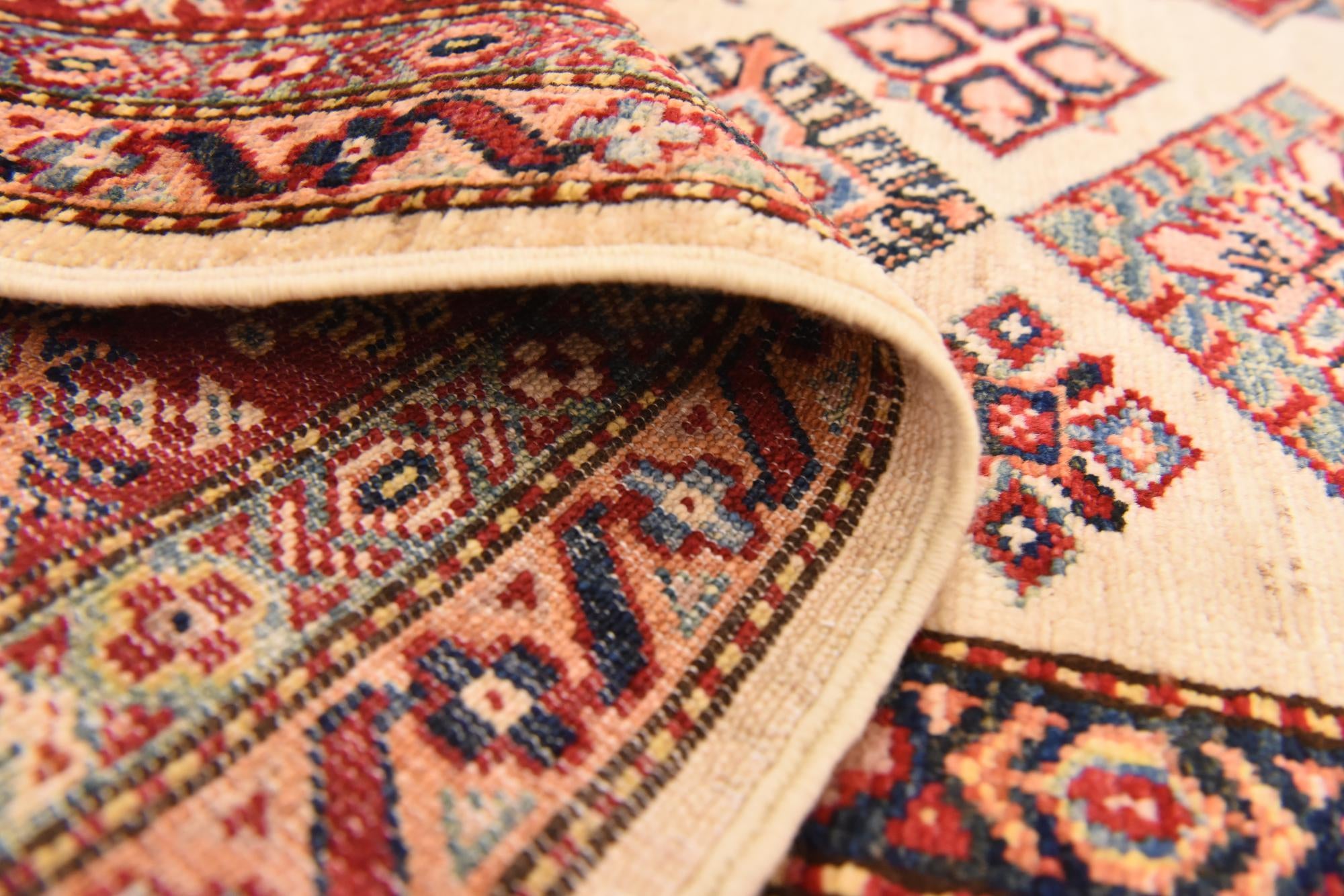 5' 9 x 7' 9 Hand Knotted Kazak Oriental Rug