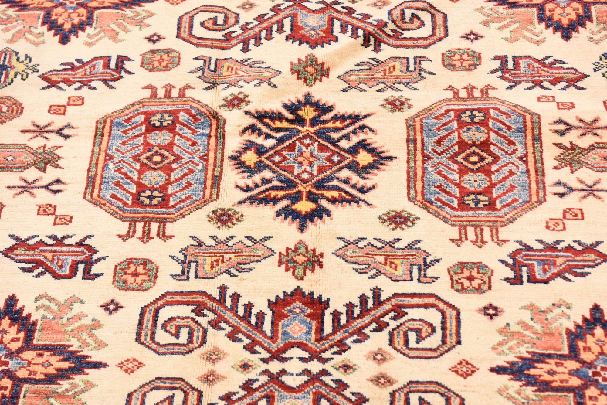 5' 7 x 8' 10 Hand Knotted Kazak Oriental Rug