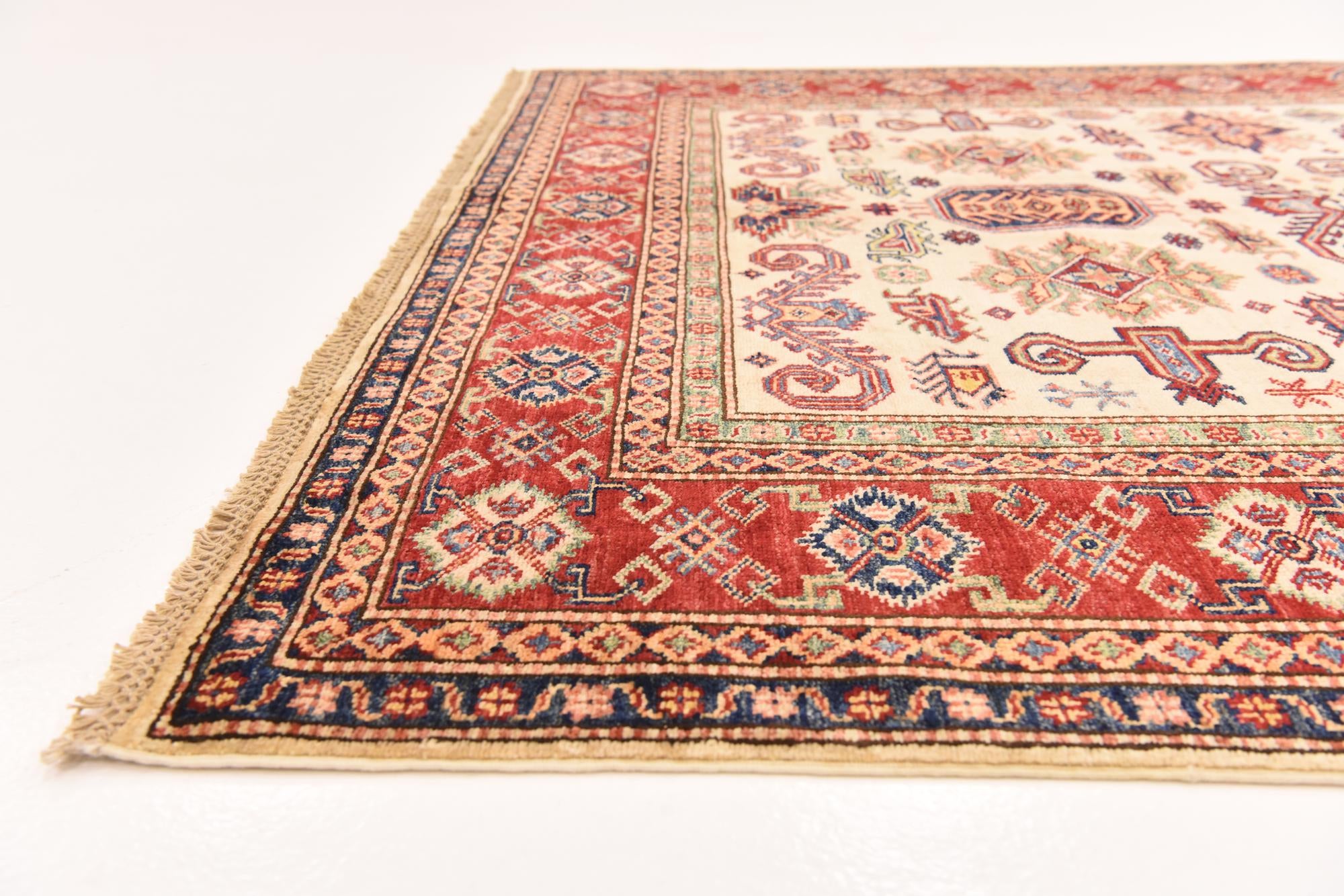 5' 7 x 8' 10 Hand Knotted Kazak Oriental Rug