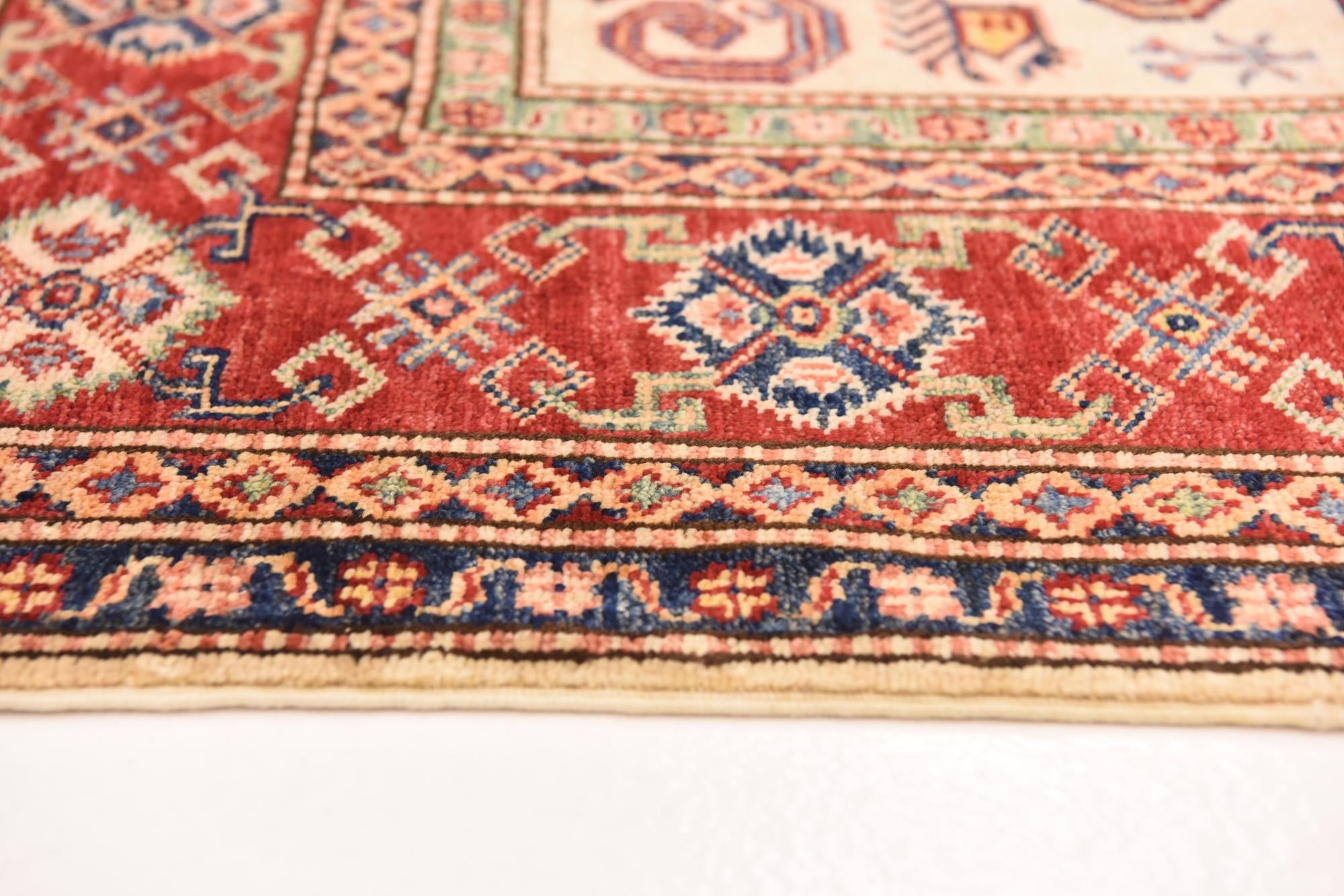 5' 7 x 8' 10 Hand Knotted Kazak Oriental Rug