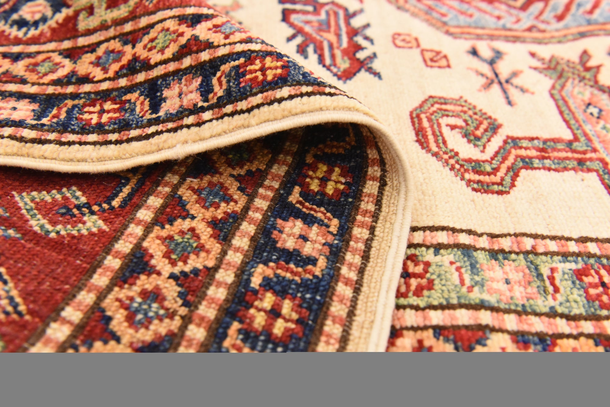 5' 7 x 8' 10 Hand Knotted Kazak Oriental Rug