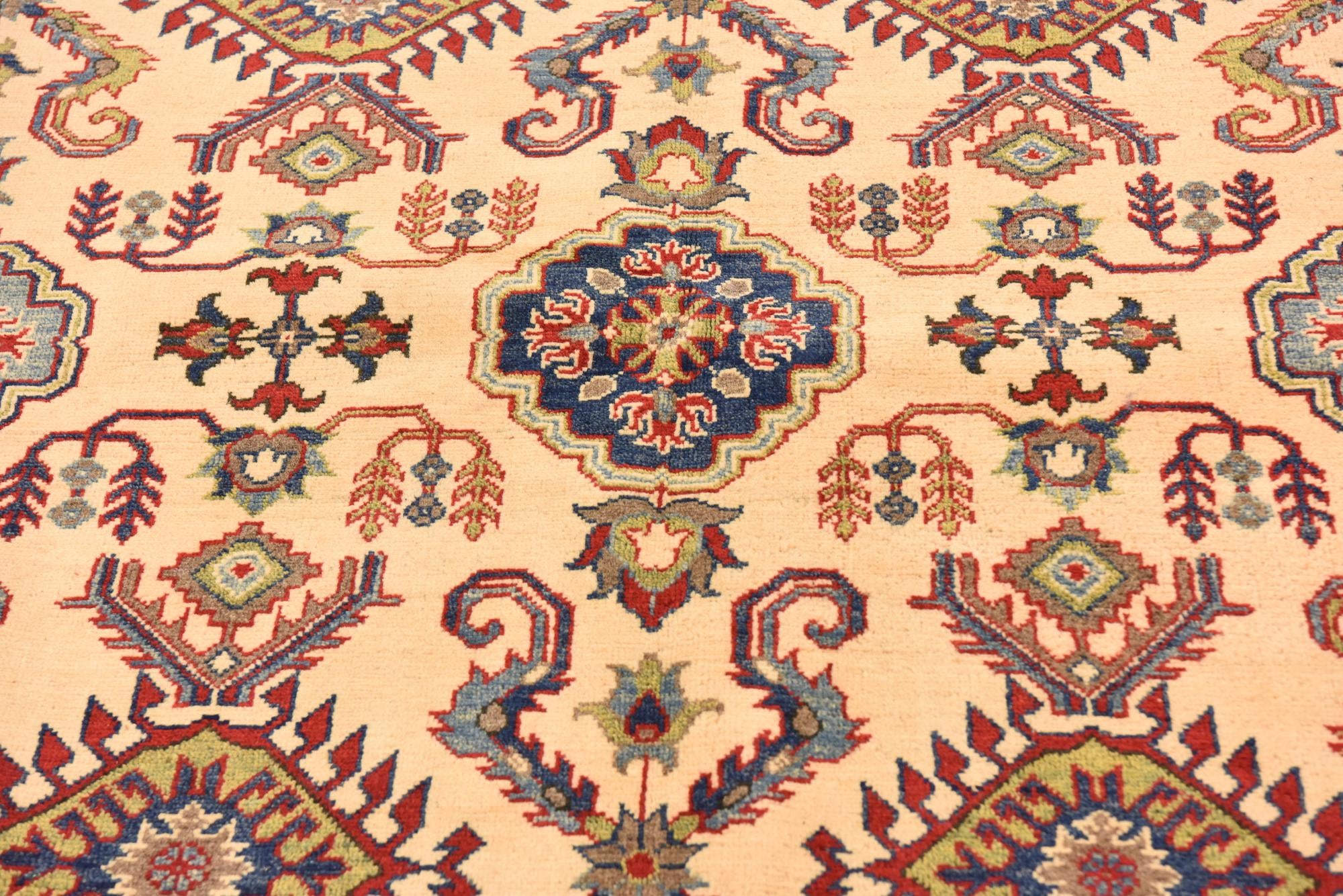 5' 8 x 7' 10 Hand Knotted Kazak Rug