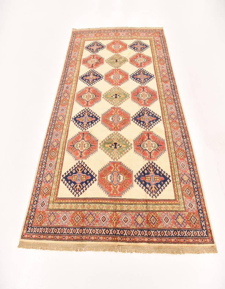 Detail image of 5' 8 x 7' 7 Hand Knotted Kazak Oriental Rug