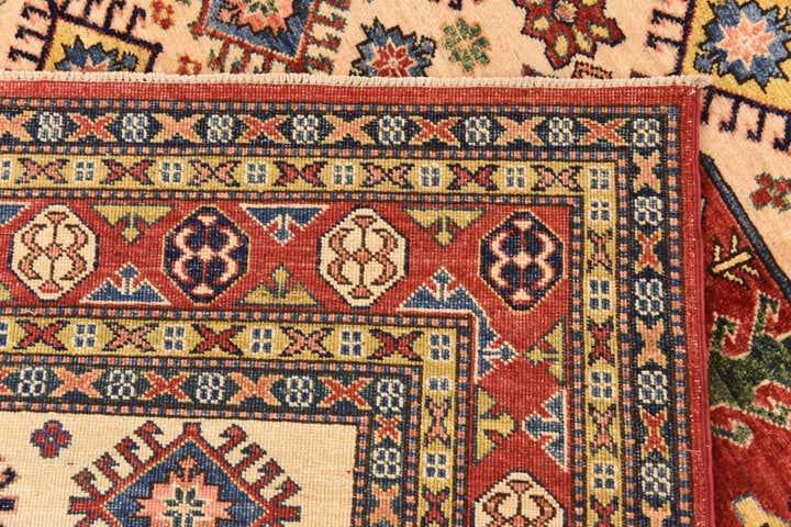 6' x 7' 6 Hand Knotted Kazak Oriental Rug
