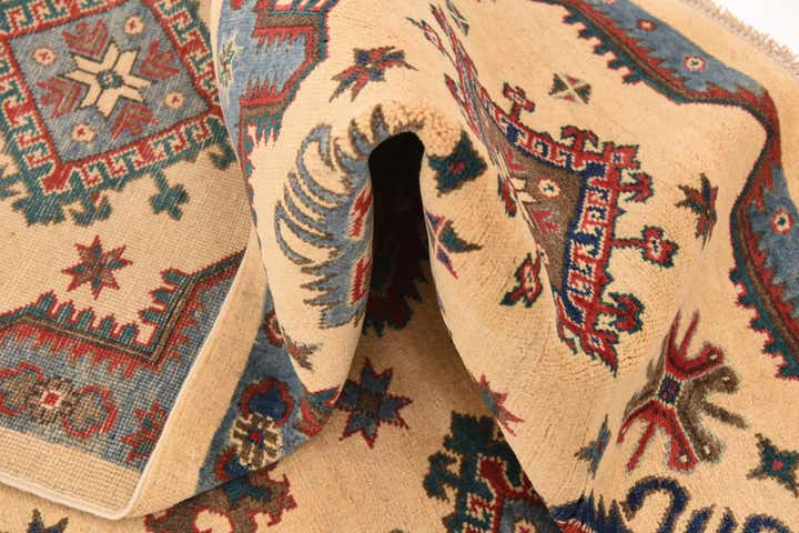 5' 9 x 7' 8 Hand Knotted Kazak Rug