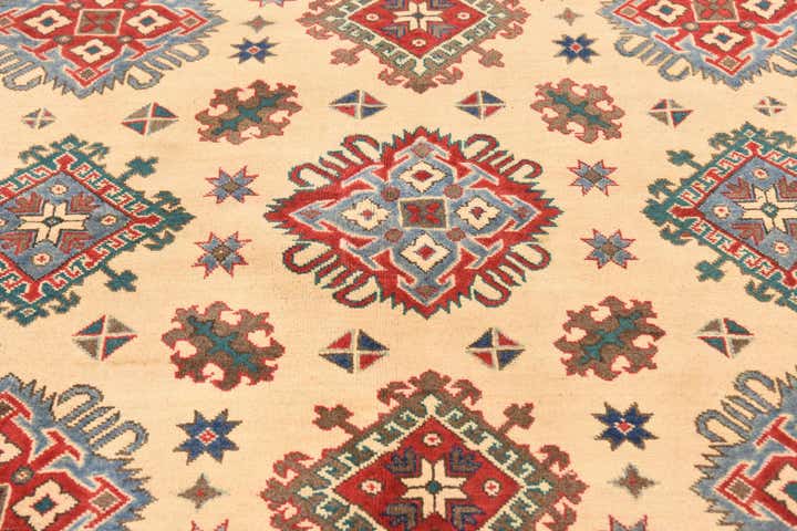 5' 9 x 7' 8 Hand Knotted Kazak Rug