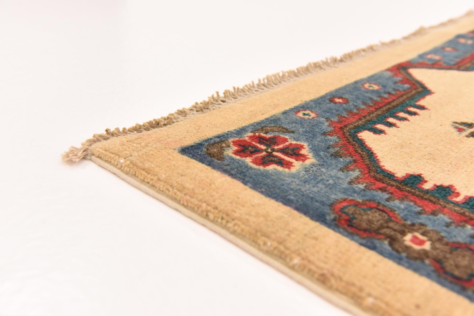 5' 9 x 7' 8 Hand Knotted Kazak Rug
