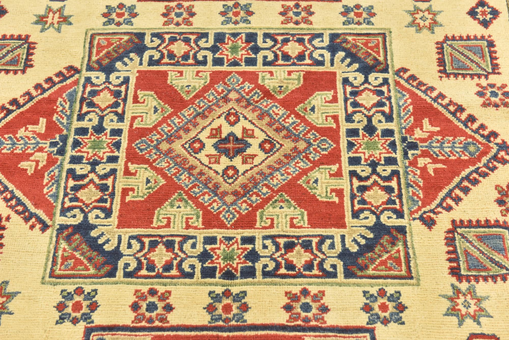 5' 6 x 7' 7 Hand Knotted Kazak Rug