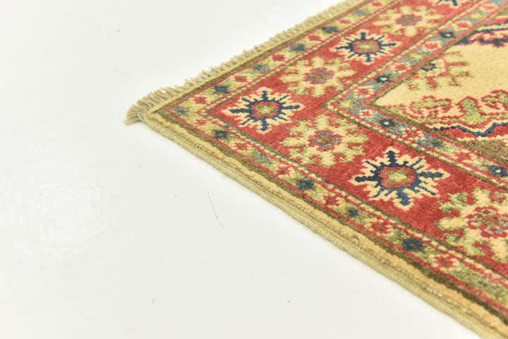 2' 9 x 4' Hand Knotted Kazak Rug