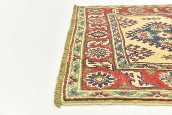 2' 9 x 3' 10 Hand Knotted Kazak Rug