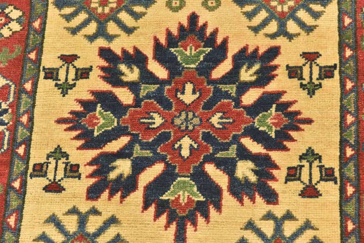 2' 8 x 4' 2 Hand Knotted Kazak Rug