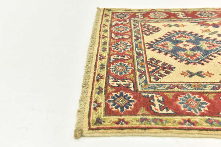2' 7 x 4' 1 Hand Knotted Kazak Rug