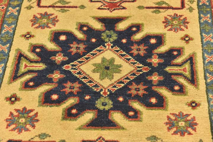 2' 10 x 4' 1 Hand Knotted Kazak Rug