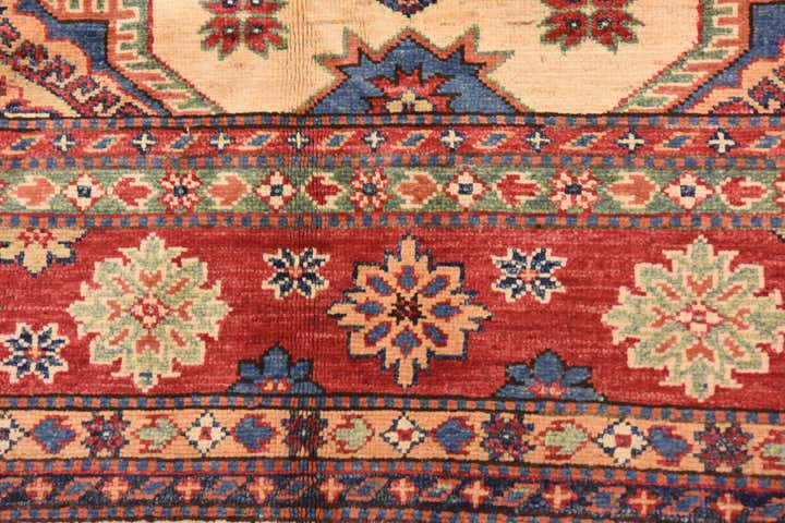 5' 9 x 8' 7 Hand Knotted Kazak Oriental Rug