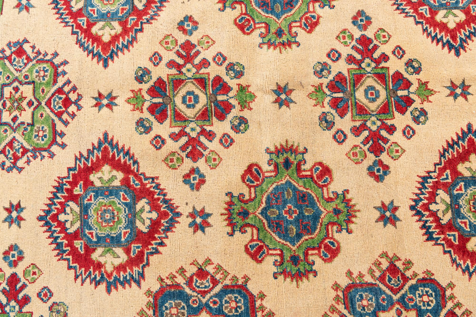 5' 8 x 7' 7 Hand Knotted Kazak Rug