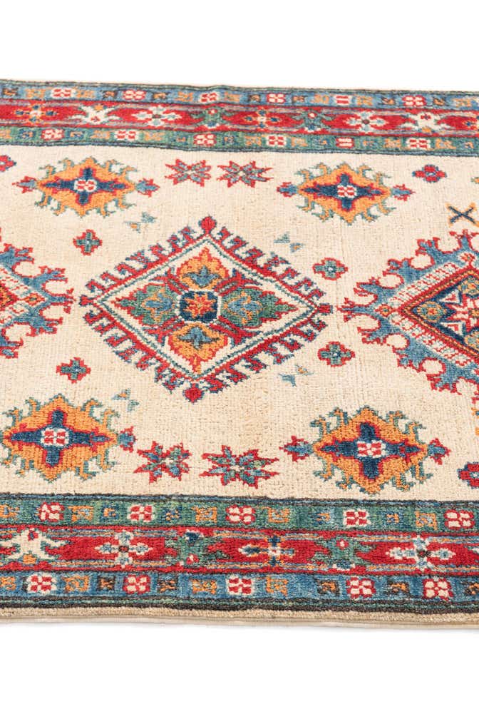 2' 8 x 4' 2 Hand Knotted Kazak Rug