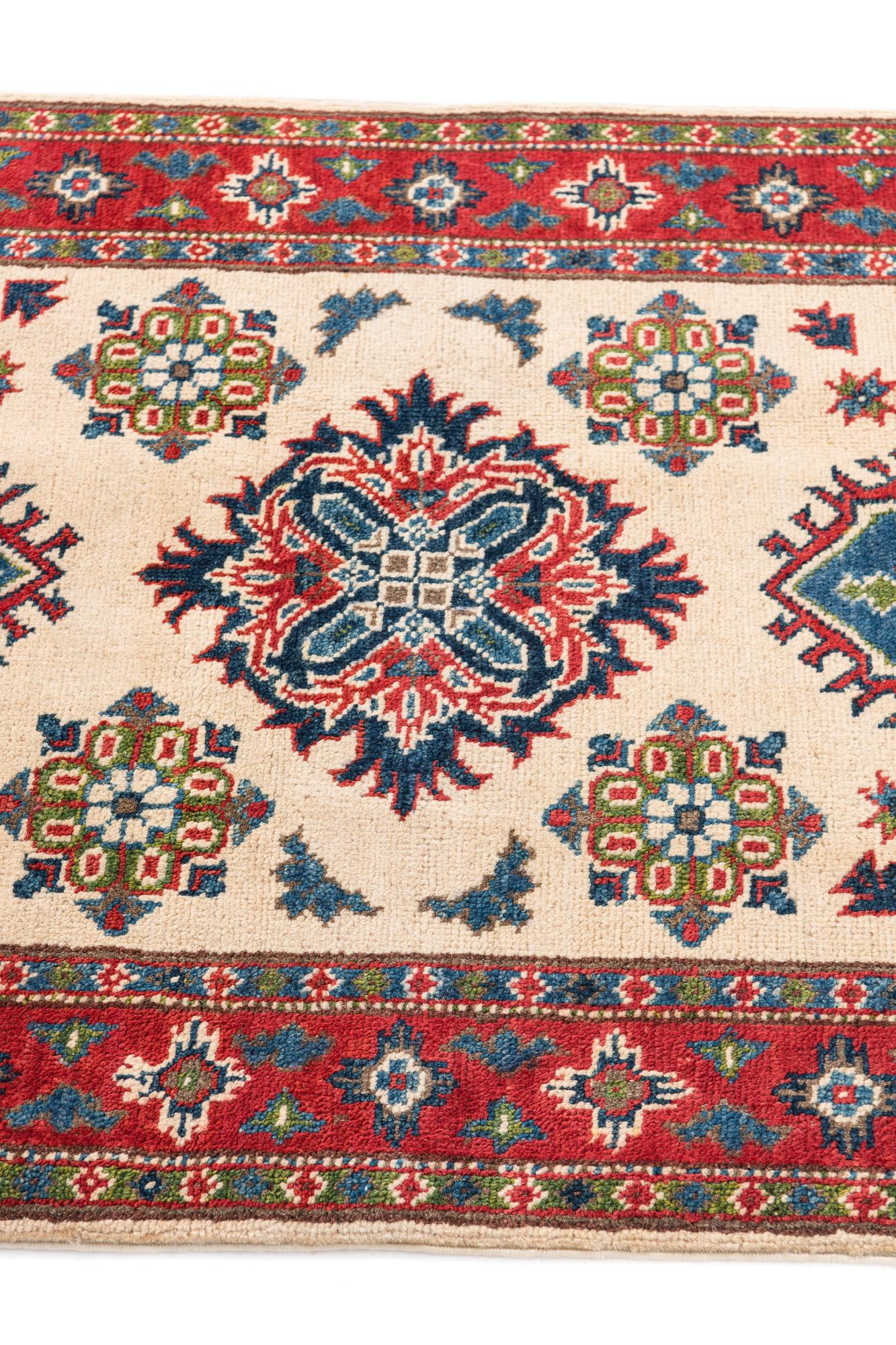 2' 8 x 4' Hand Knotted Kazak Rug