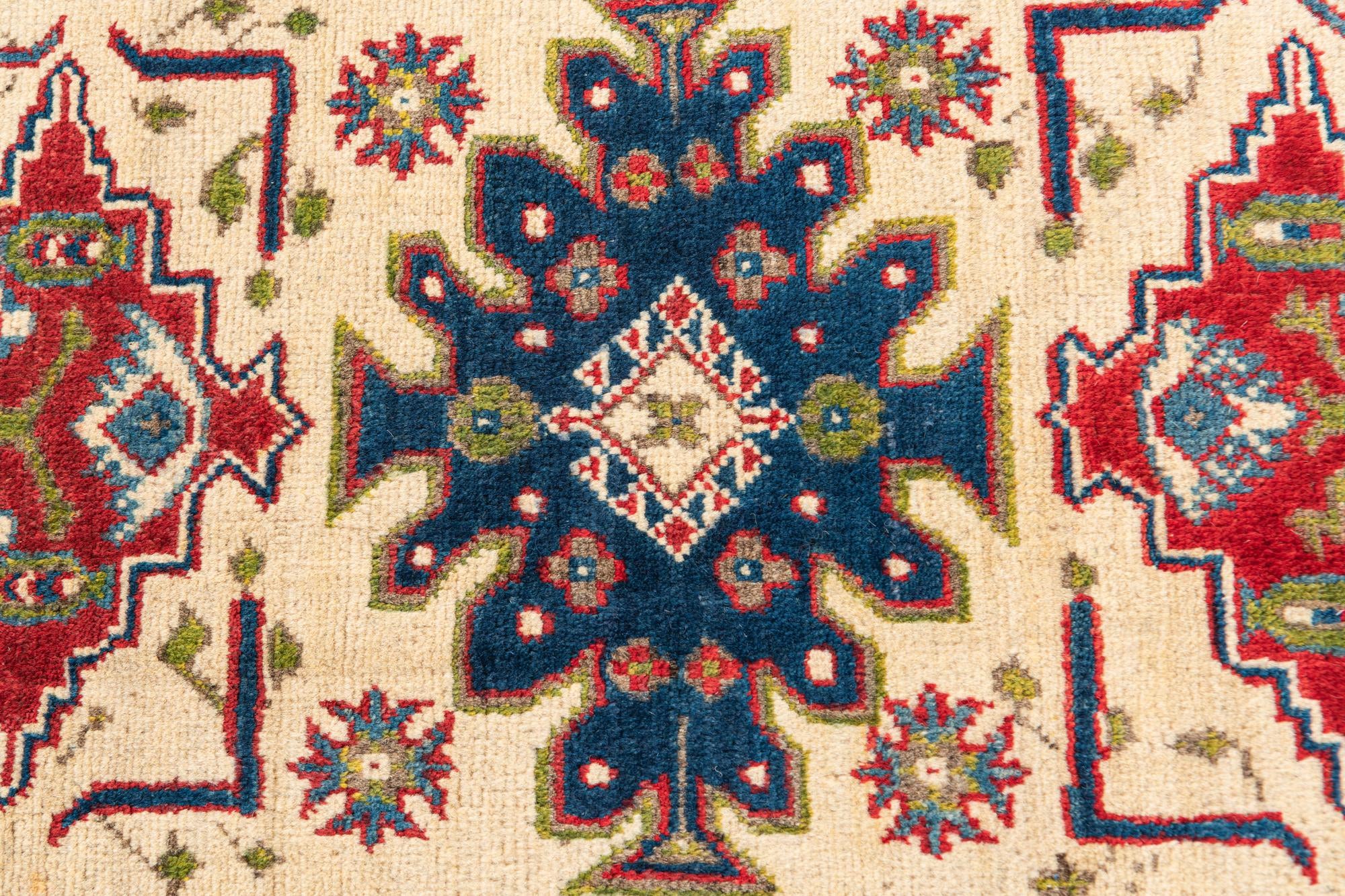 2' 9 x 4' 2 Hand Knotted Kazak Rug
